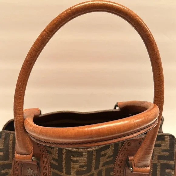 🌼🌺🌸FENDİ AUTHENTIC VINTAGE ZÜCCA DU JOUR BAG - Picture 13 of 14
